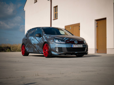 Volkswagen Golf GTI foto 5